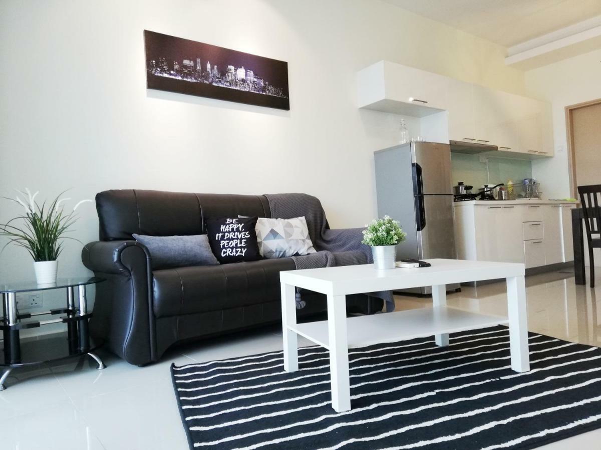 Ara Damansara Oasis Residence, Specious Home 4-8Pax, 8Min Subang Airport, 10Min Sunway Petaling Jaya Exterior photo